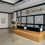 Maya's 33 - Granaria Lejlighed
