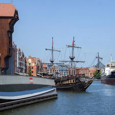 Maya's Flats & 33 - Granaria *