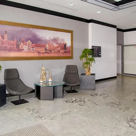 Maya's Flats 33 - Granaria, *