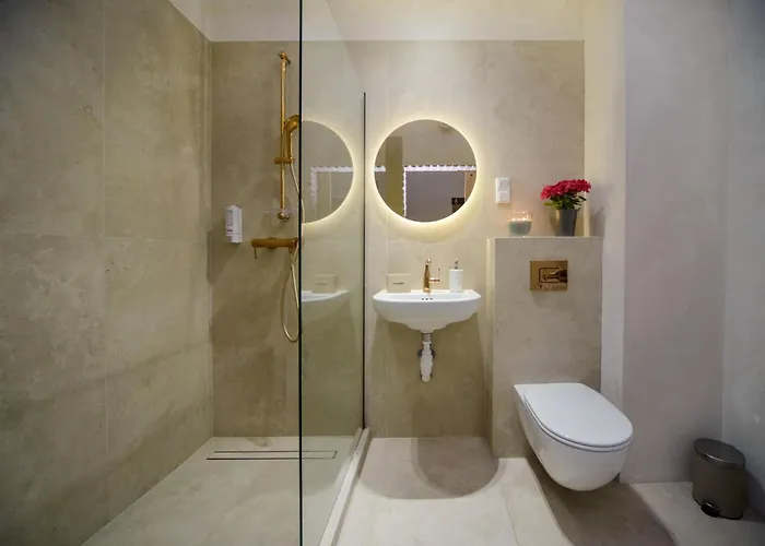 Apartament Maya's Flats & 33 - Granaria *