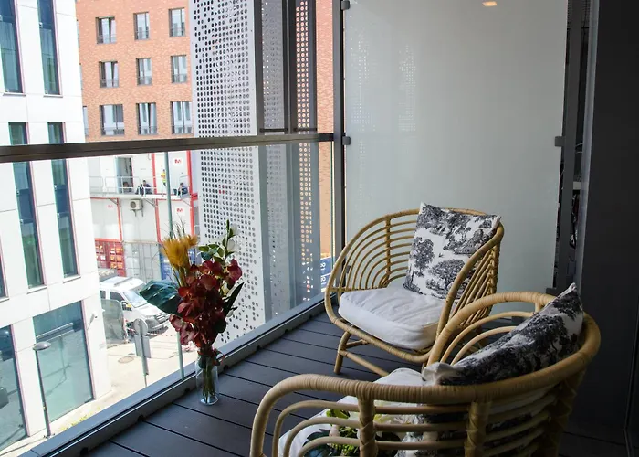 Maya's Flats & 33 - Granaria Apartment *
